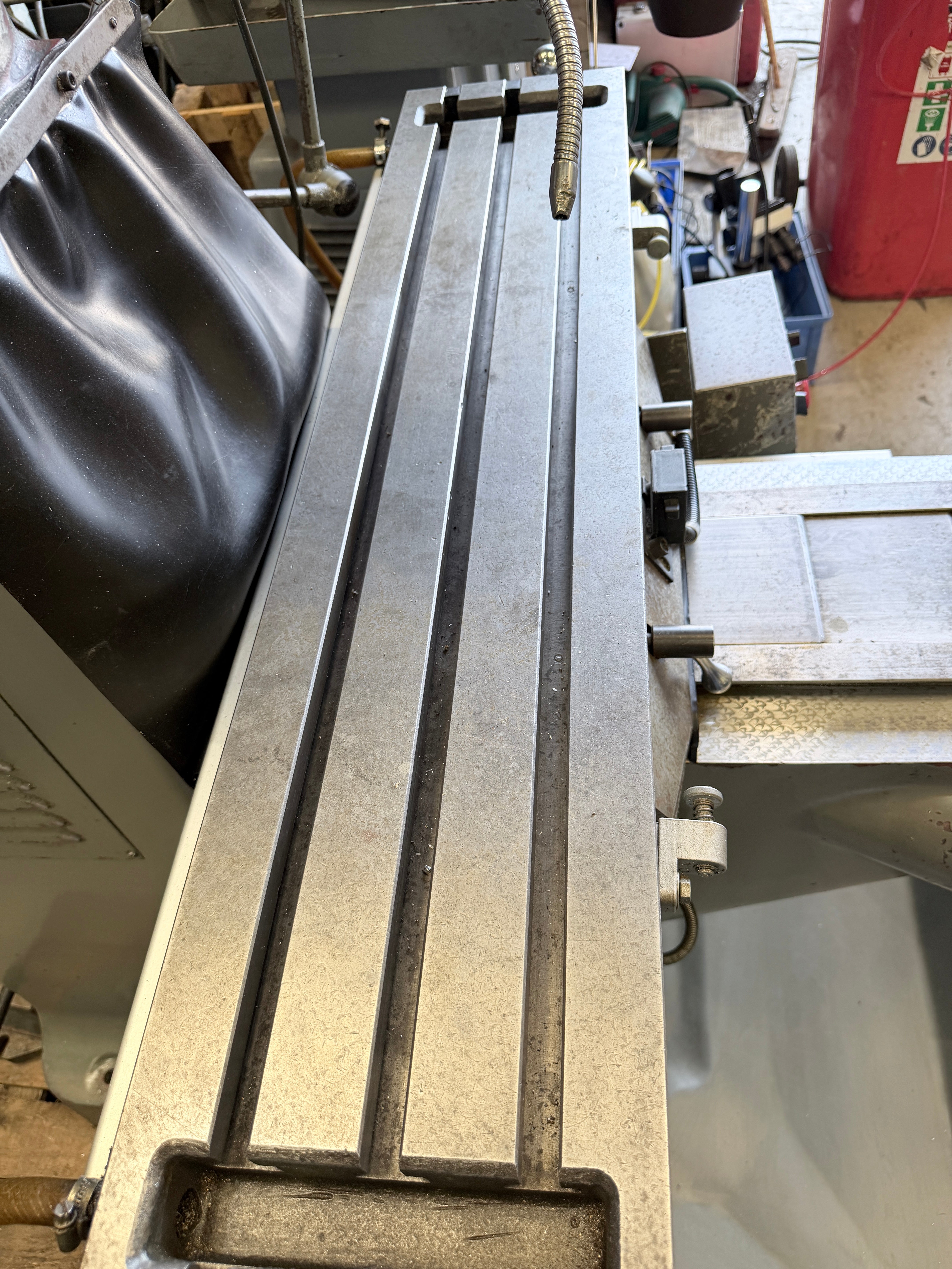 Semco LC 1.5VS Turret Mill