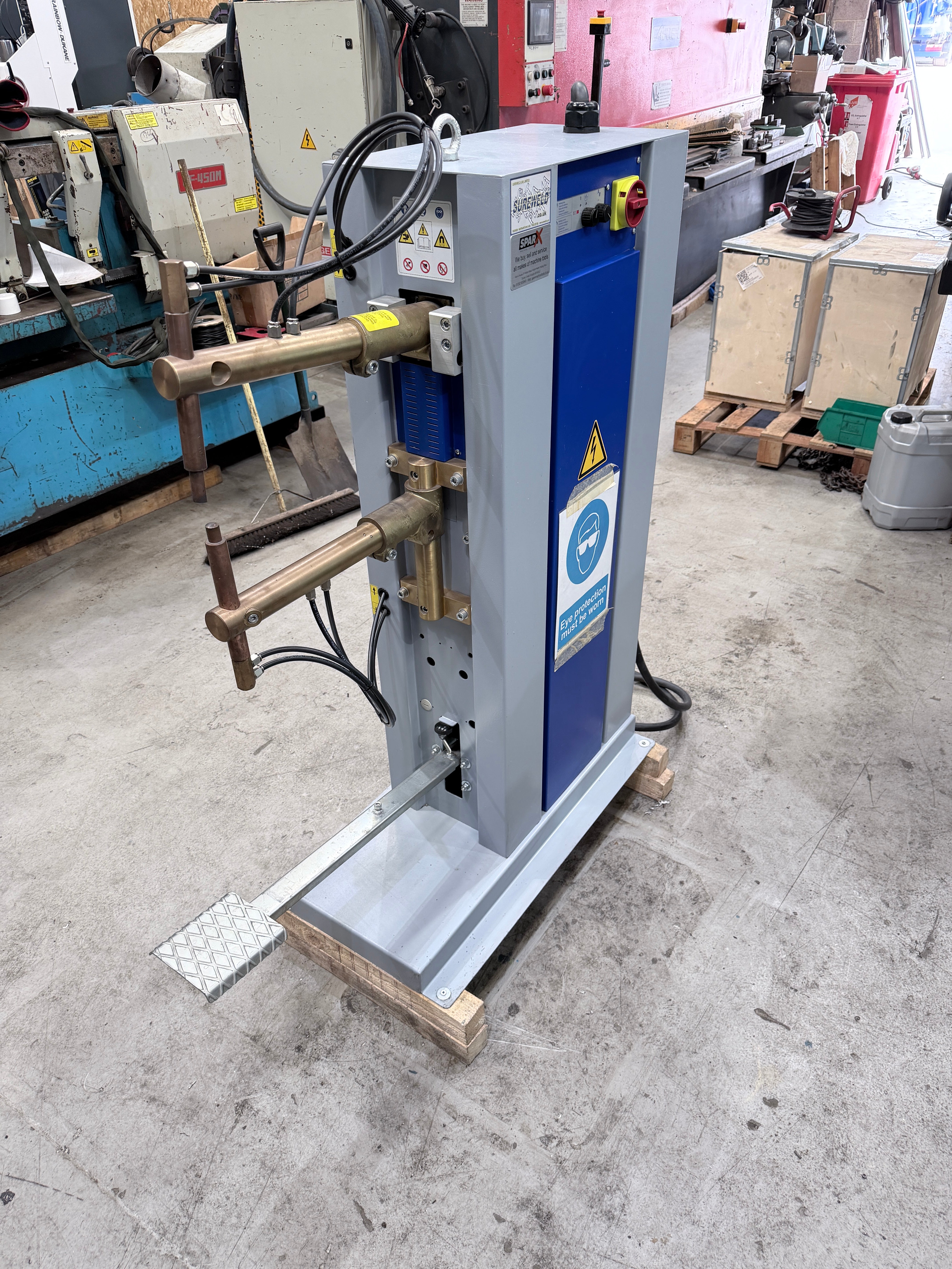 2019 PEI PBP 126 PX1600 25 kVA SPOT WELDER