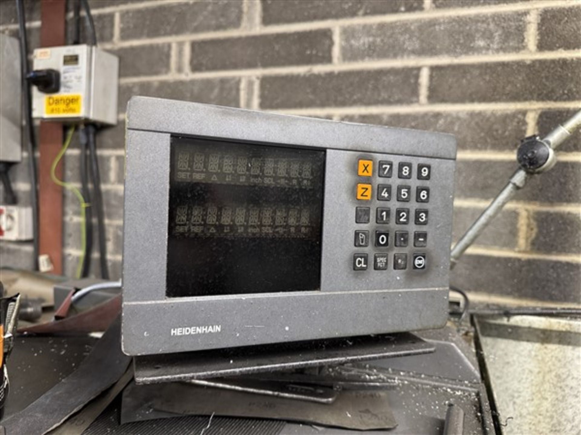 Colchester Triumph VS2500 15'' x 50'' Gap Bed Lathe