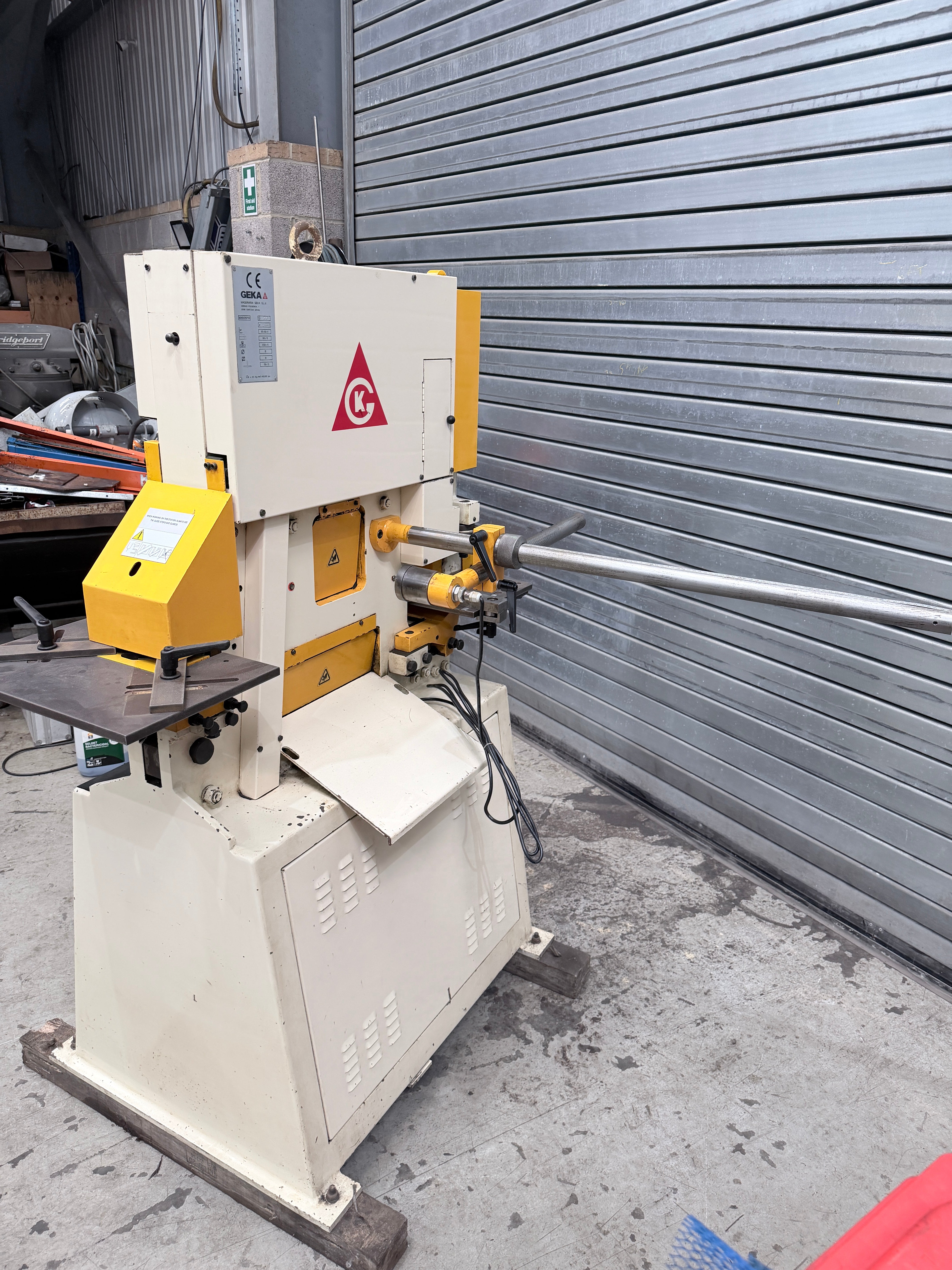 2021 GEKA BendiCrop 50 Steel Worker