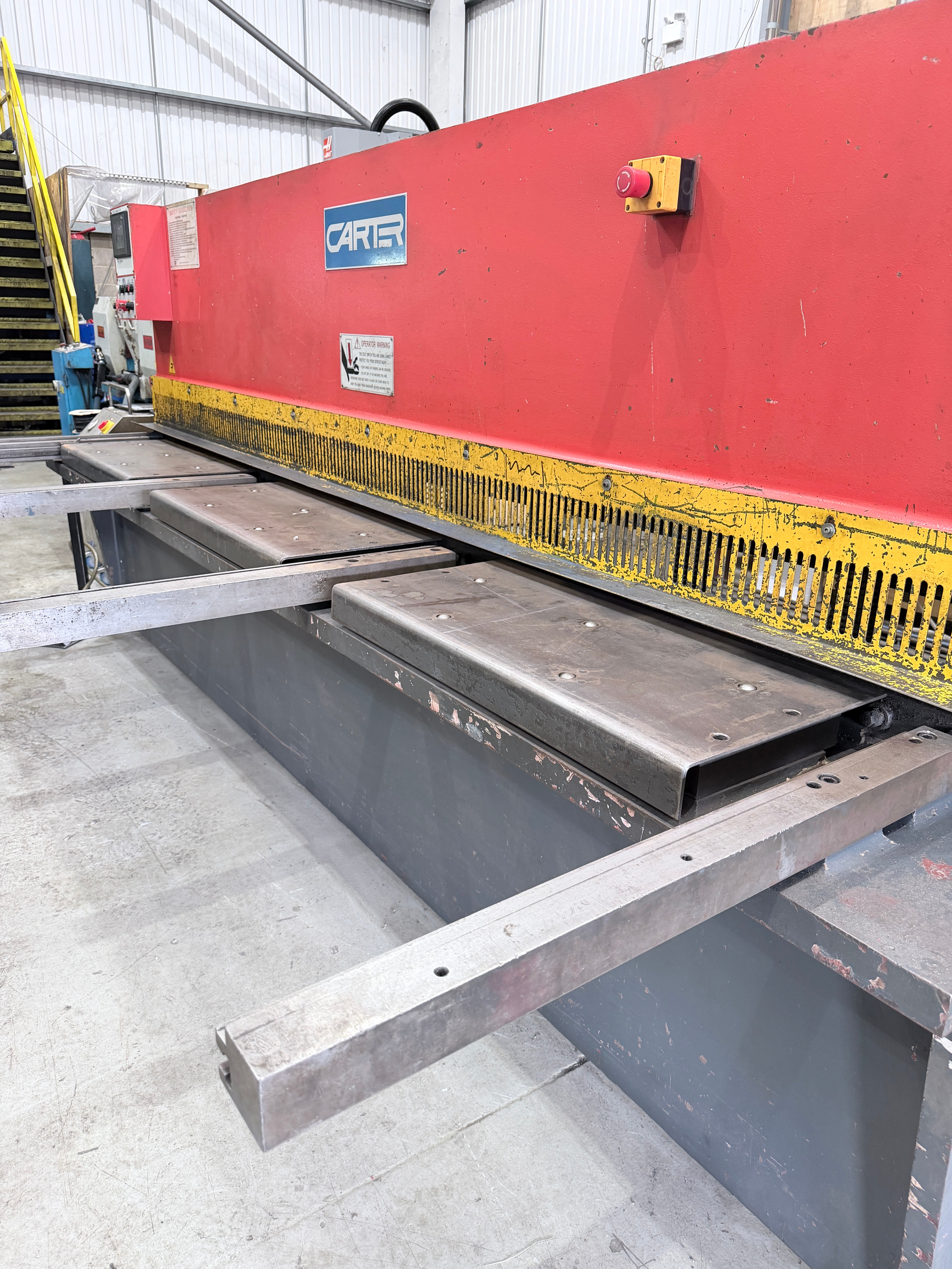 Carter Model QC12K-6 x 3200 Hydraulic Powered Guillotine