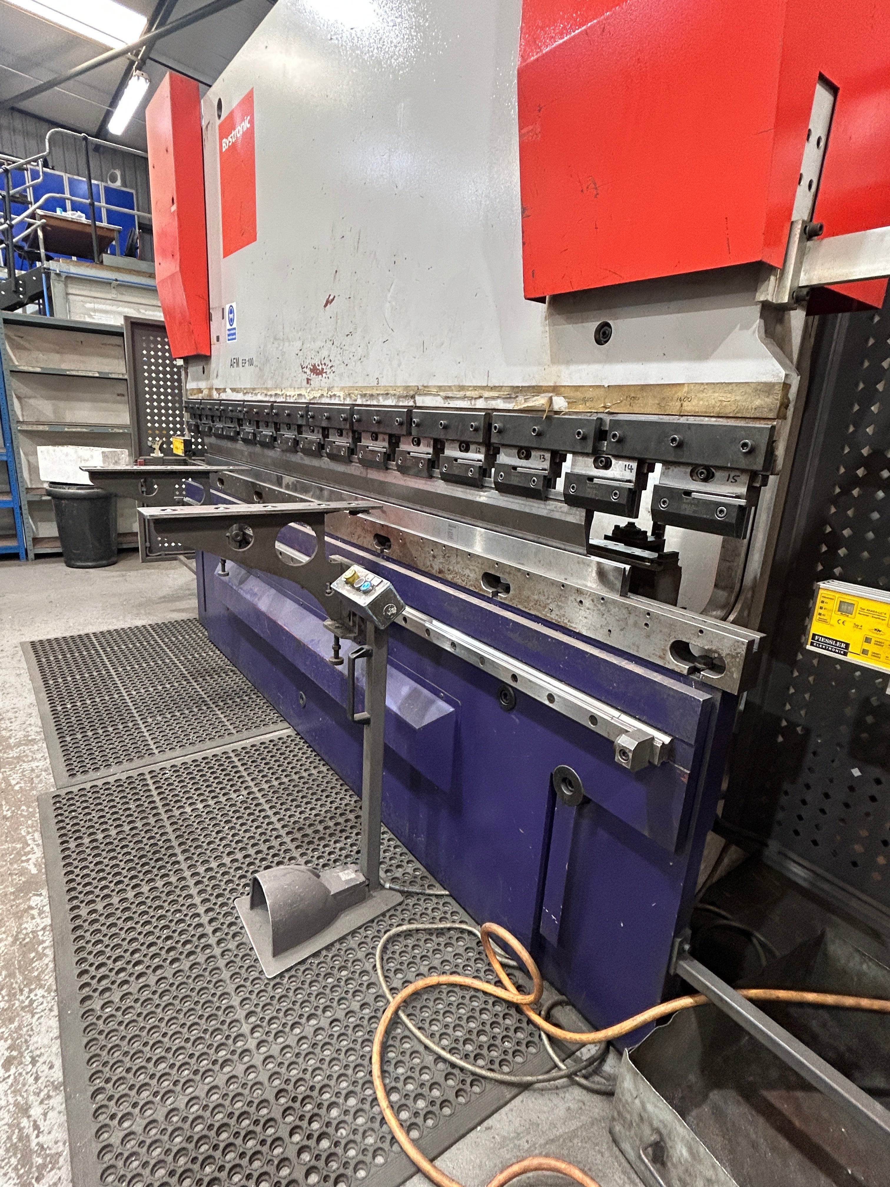 Bystronic AFM EP 31-100 3m x 100 ton Press Brake