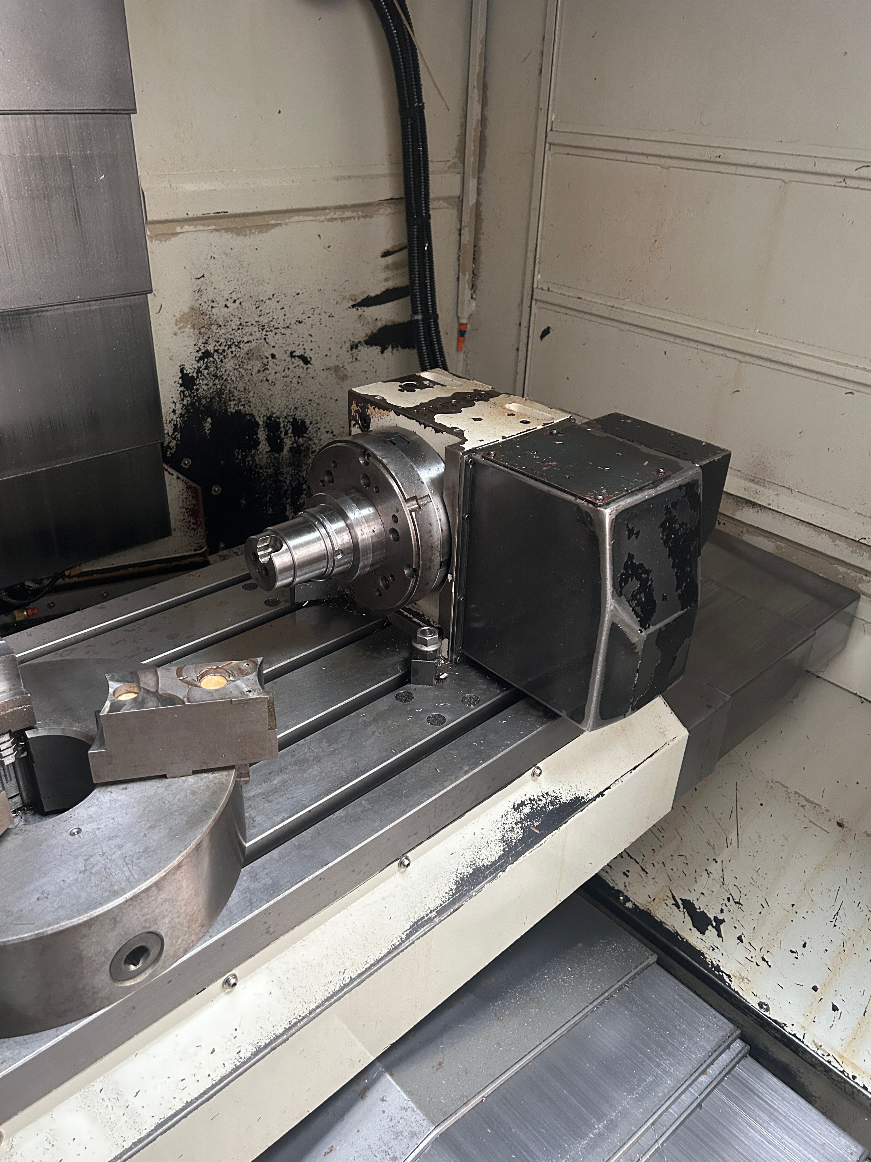 2011 Hurco VMX 30T 4-Axis CNC Machining Centre