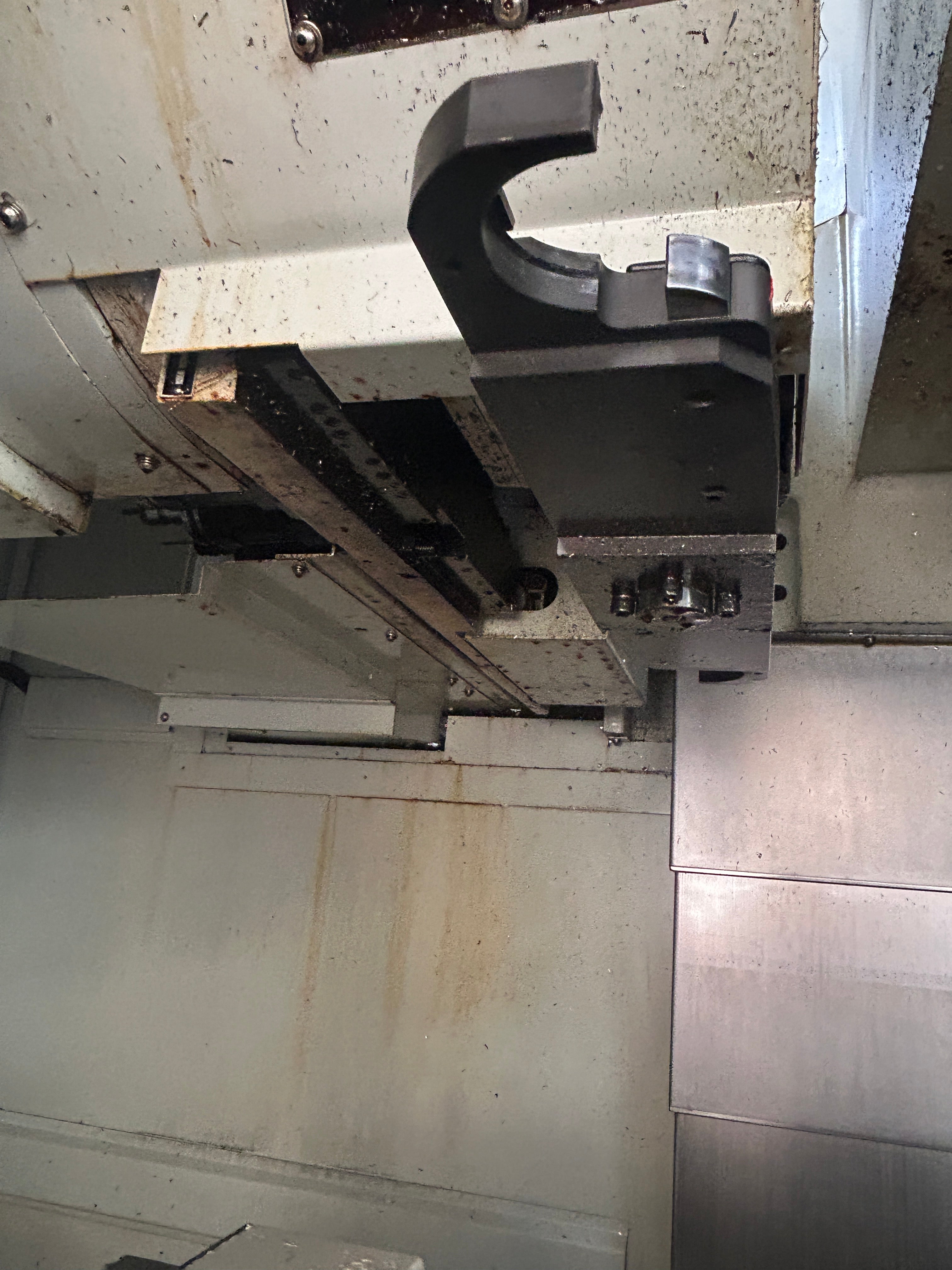 2011  Hurco VMX42U 5-Axis CNC Machining Centre