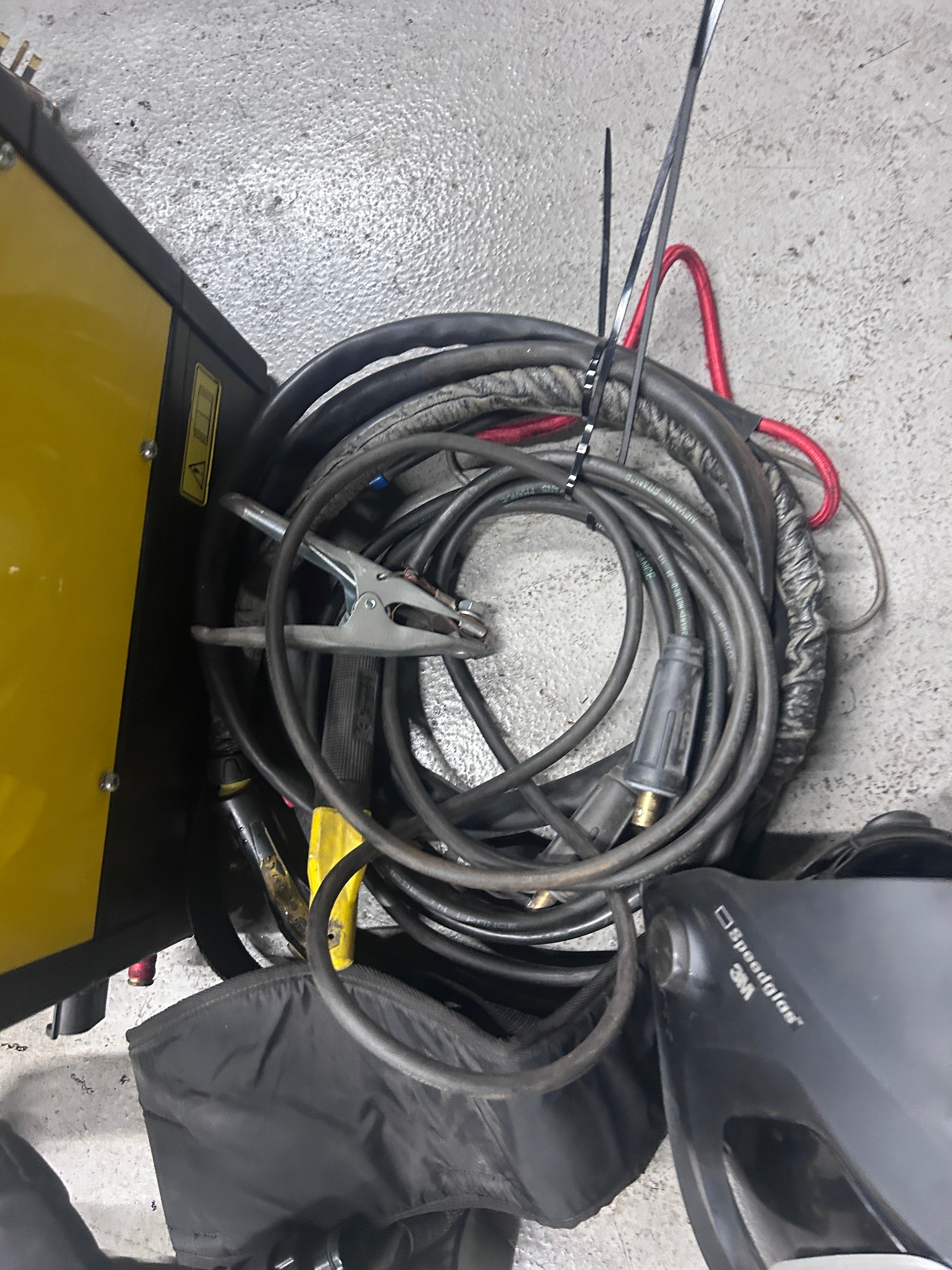 ESAB 2200i Tig Welder