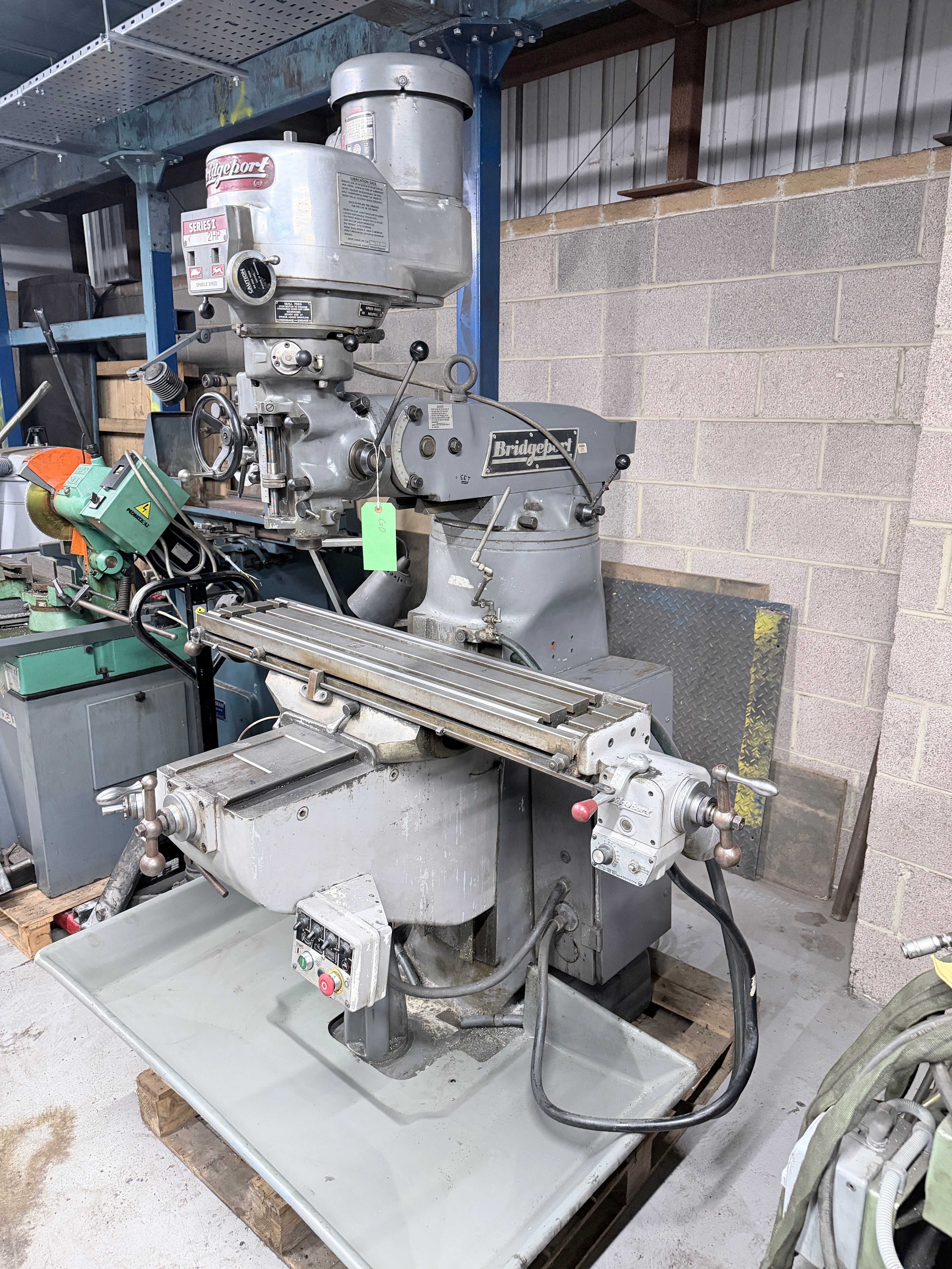Bridgeport BR2J2 Turret Mill Milling Machine