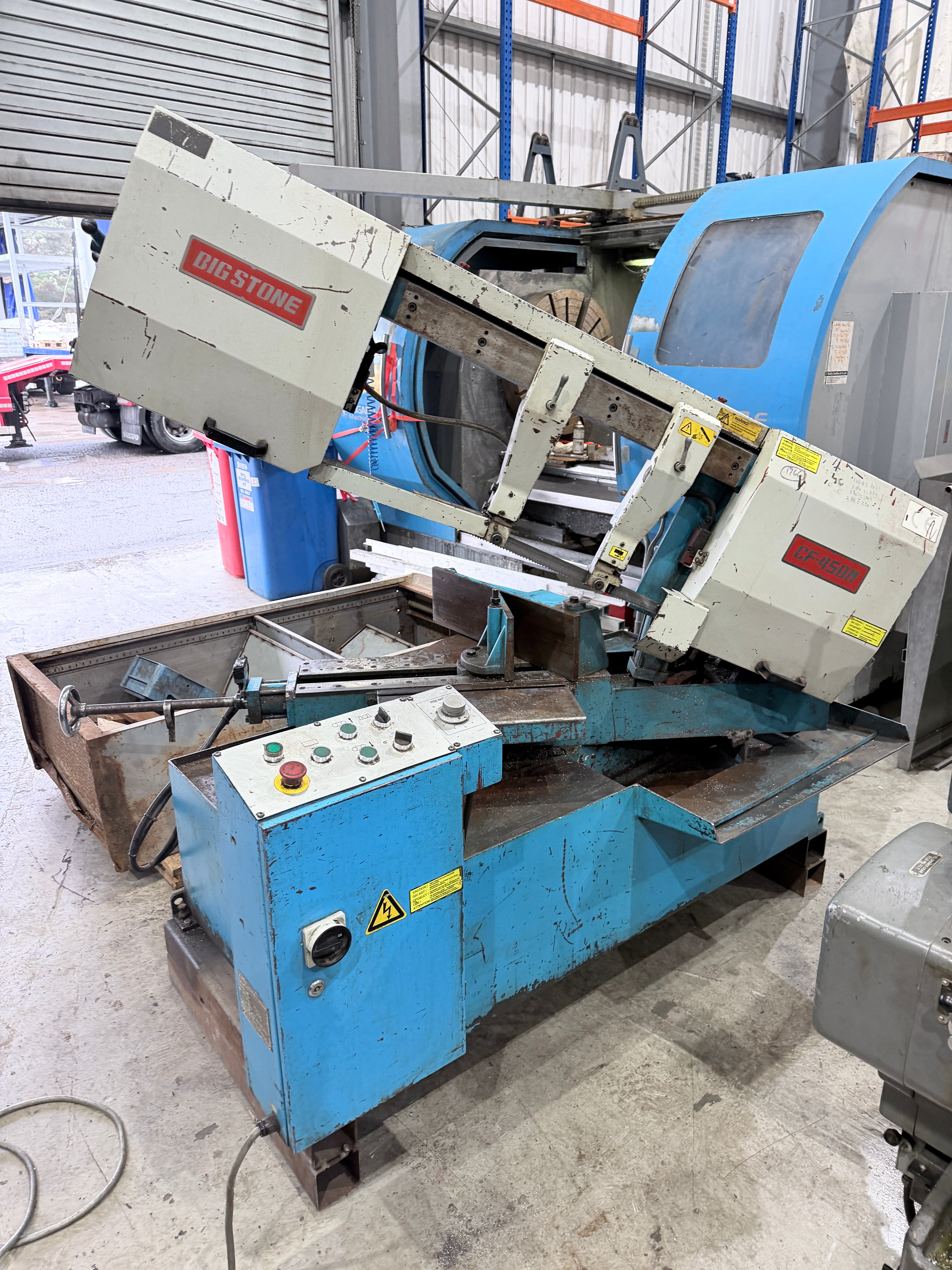 Bigstone CF450M Horizontal Band Saw