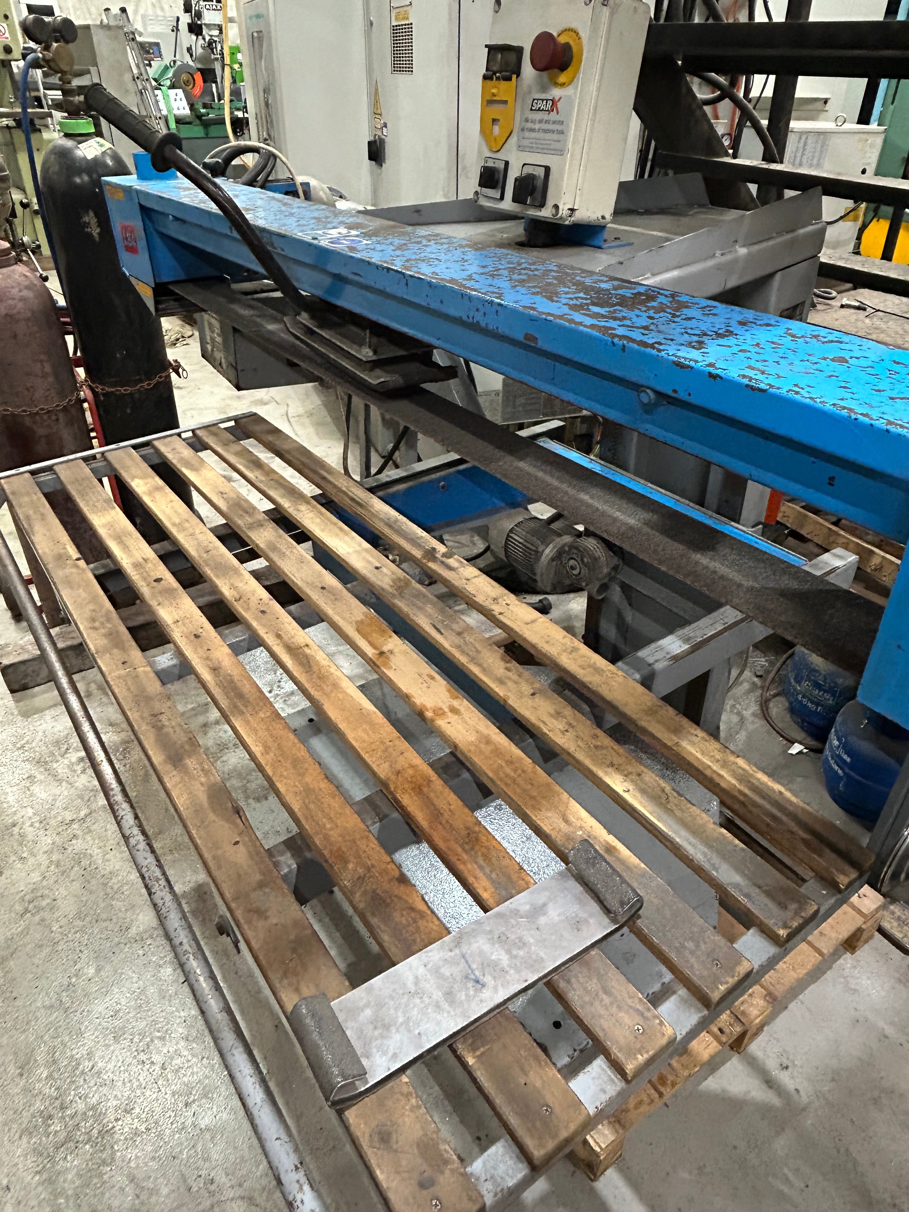 2004 Bini L84 Long Belt Grinder