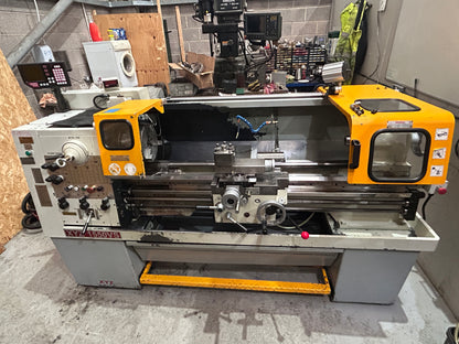 2017 XYZ 1550VS Gap Bed Centre Lathe