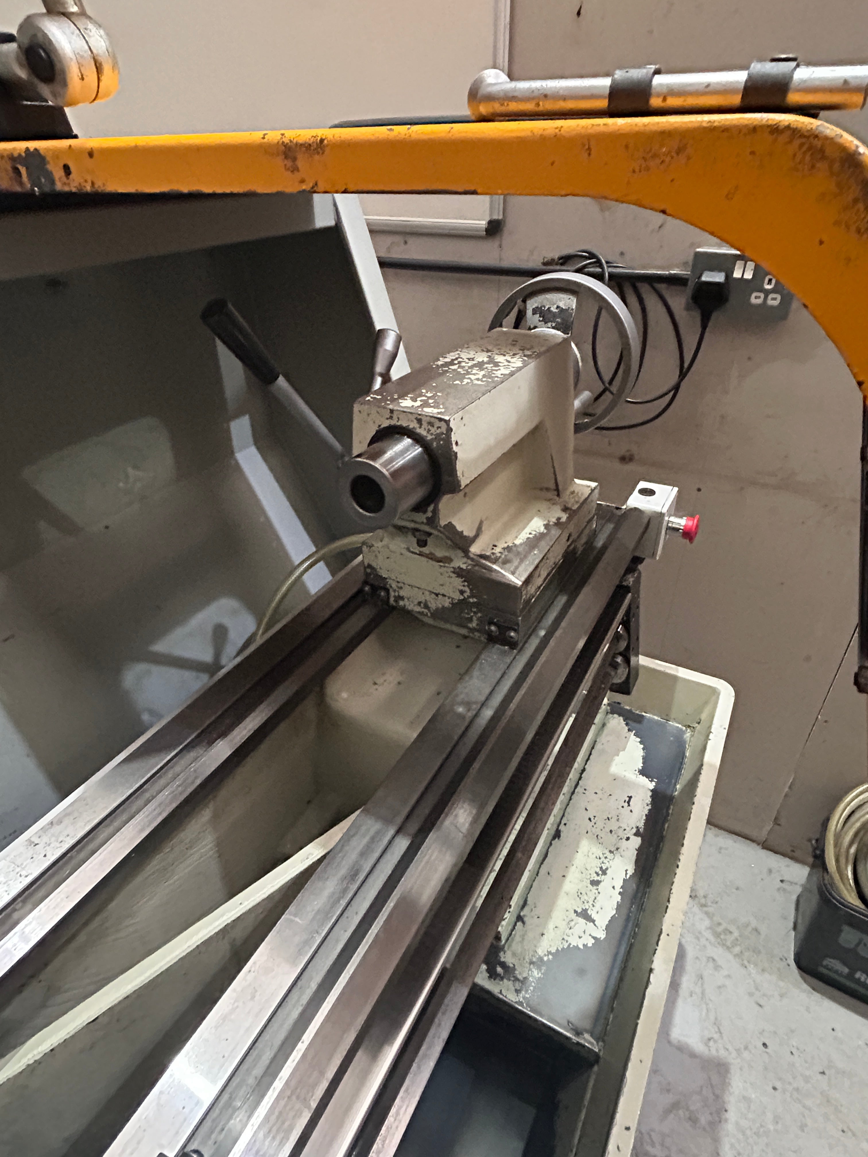 2017 XYZ 1550VS Gap Bed Centre Lathe