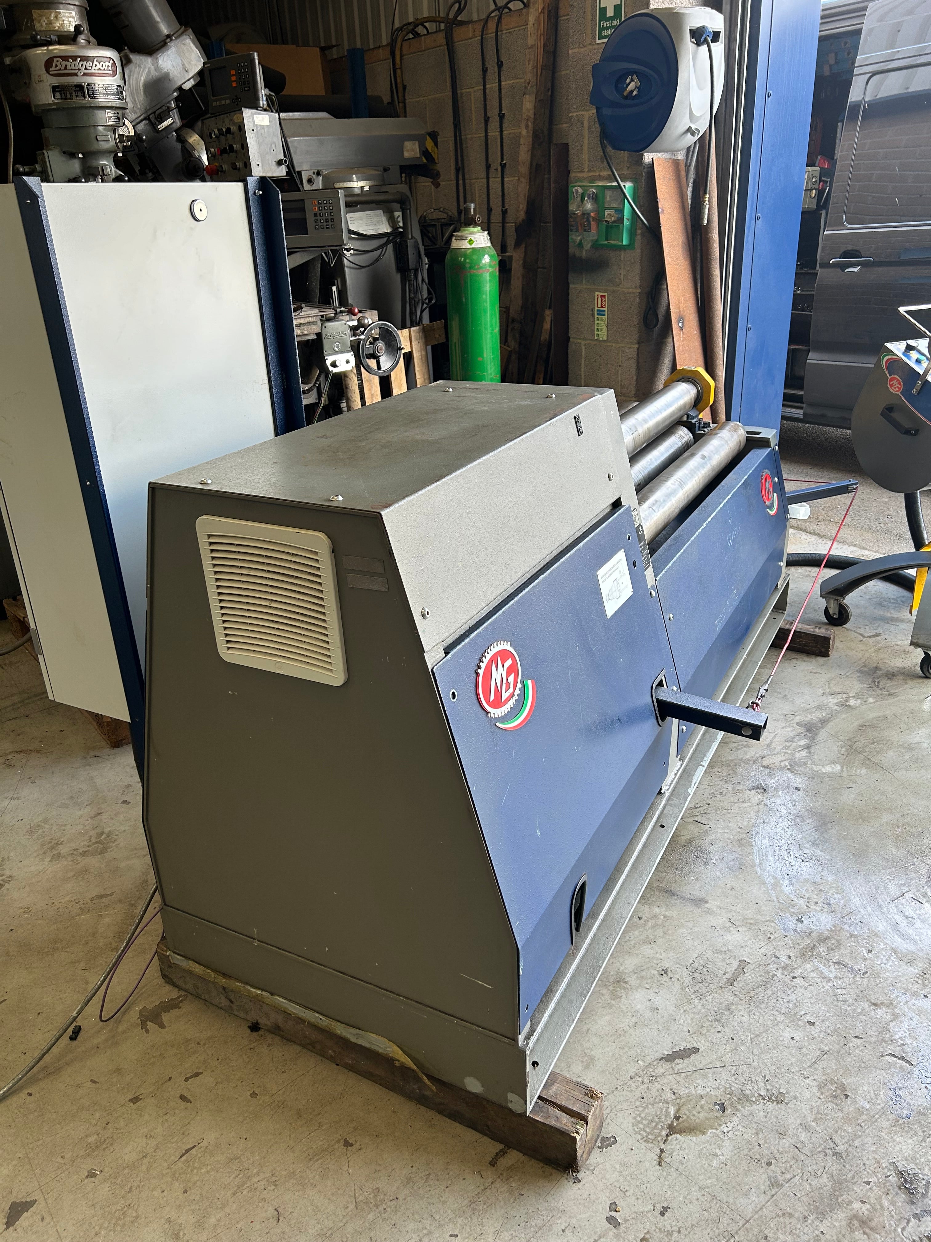 2019 MG M 1206 P CNC Plate Bending Rolls 1250 x 6mm