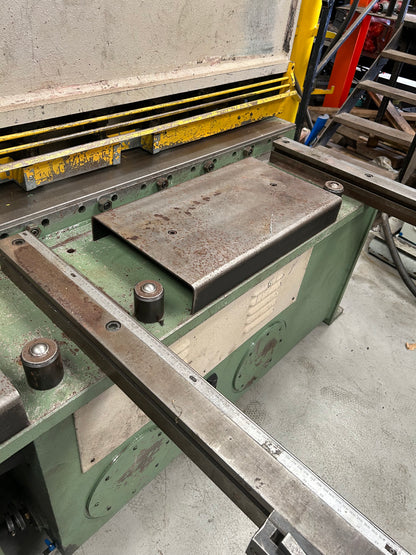 Adira GHO-0420 Guillotine