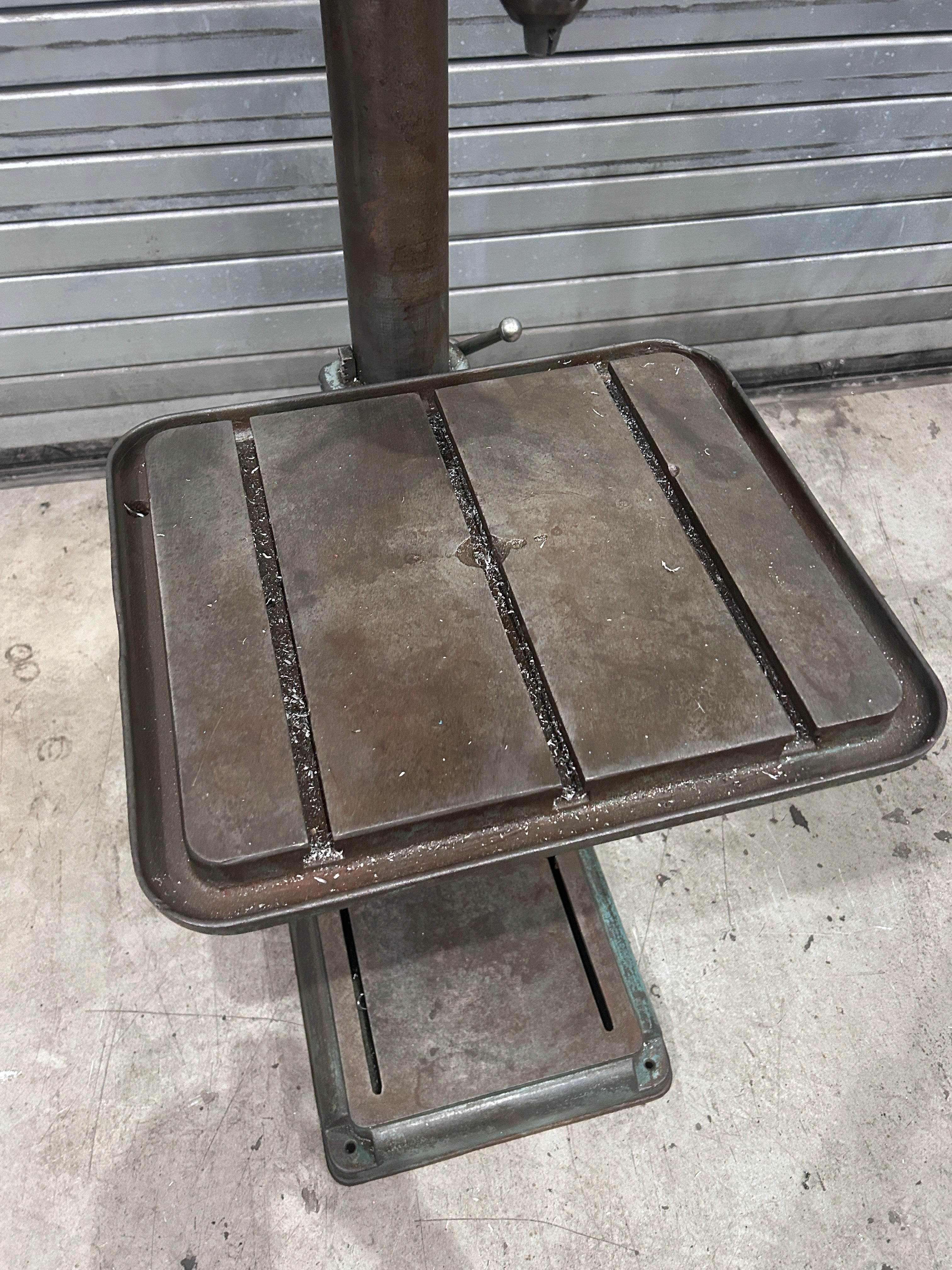 Fobco 10 Eight Pillar Drill
