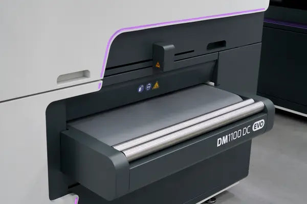NS Maquinas DM1100 DC EVO Sheet Metal Slag Removal and Edge Rounding Machine