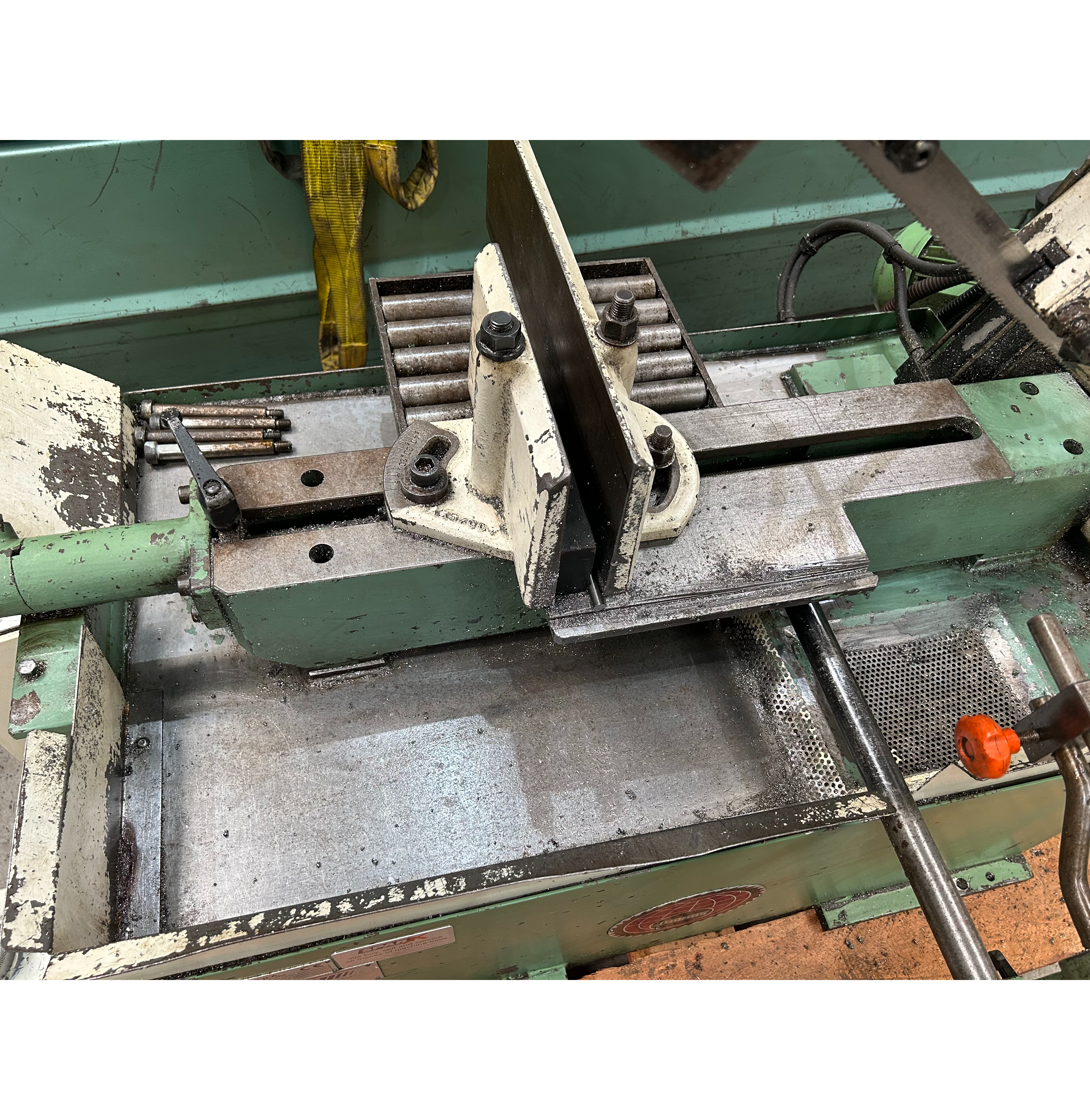 Thomas 300 SAR Semi Automatic Horizontal Bandsaw