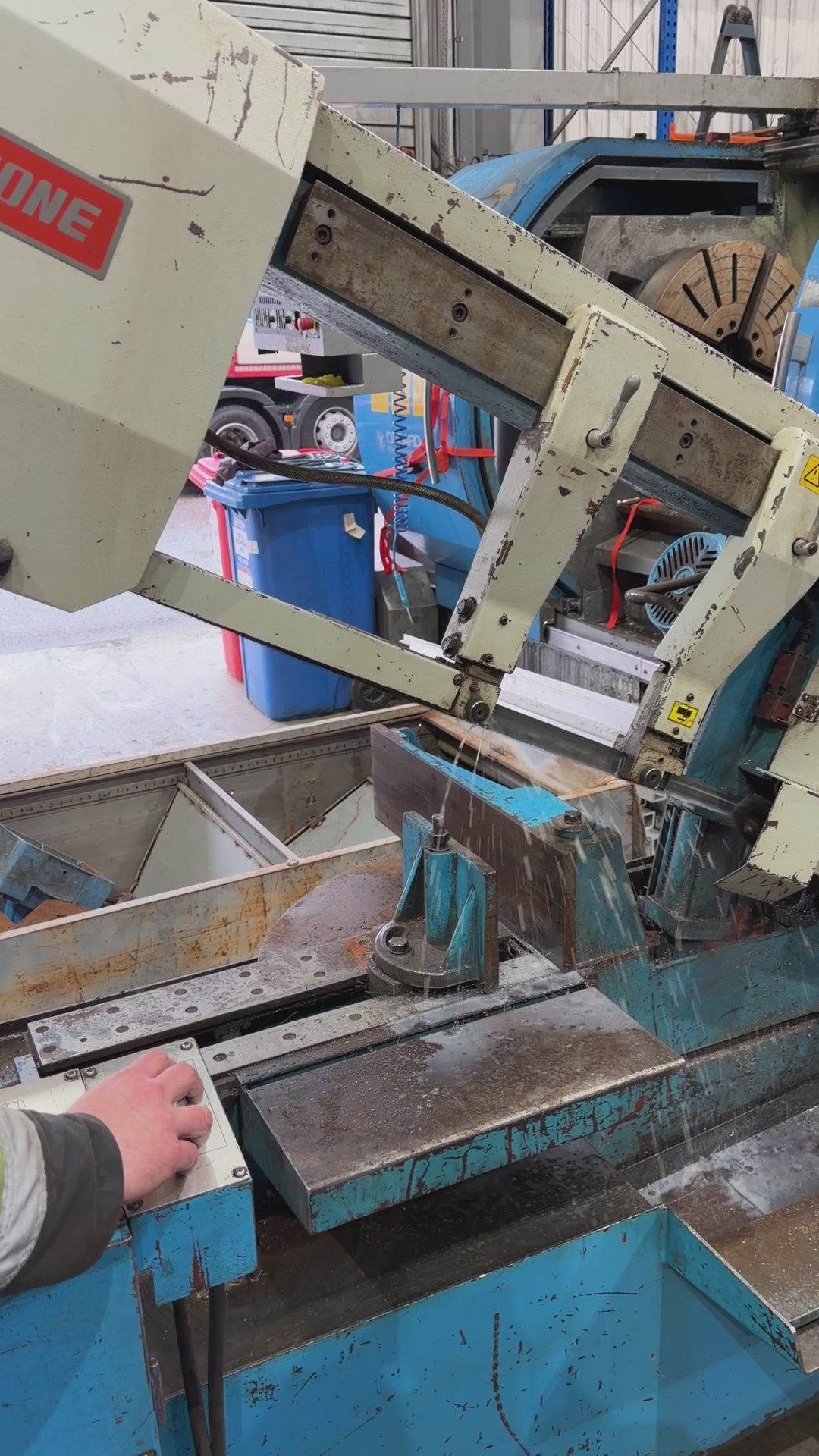 Bigstone CF450M Horizontal Band Saw